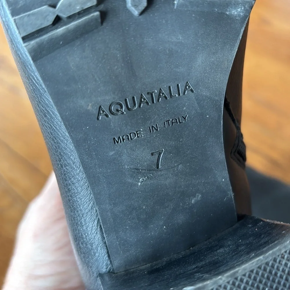 Aquatalia Charlotte Black Pebbled Leather Ankle  Boots Women’s Waterproof Size 7
